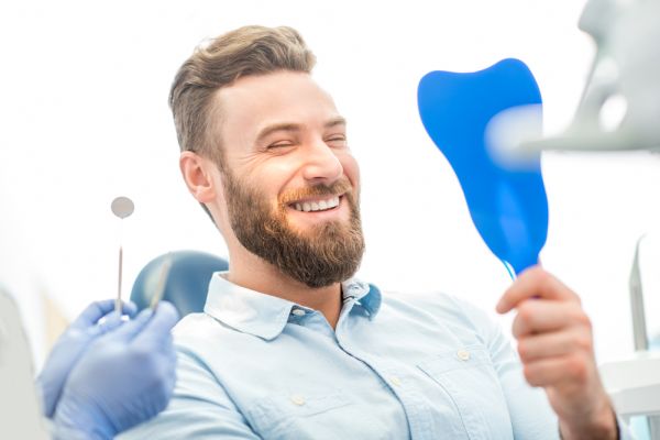 What Is The Right Age For Zoom Teeth Whitening?